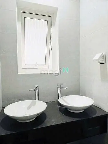 Tuyệt Phẩm Nhà Thuê Mặt Tiền Cao Thắng,Quận 3. Ngang 5M,Giá Chỉ 37 Tr