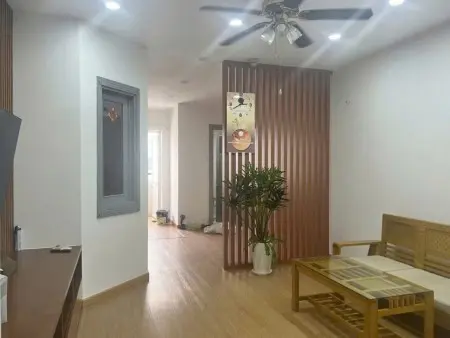 Chung Cư Saigon Tower, Thoại Ngọc Hầu, Tp: 85M2, 2Pn 2Wc Ban Công 9Tr