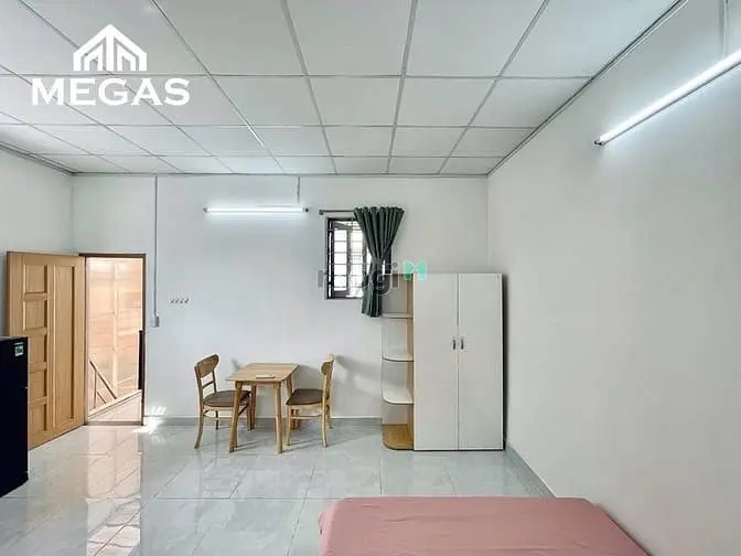 Cho Thuê Căn Hộ 2 Cửa Sổ Thang Máy Ở Lý Thường Kiệt Q10 Gần Đh Y Dược