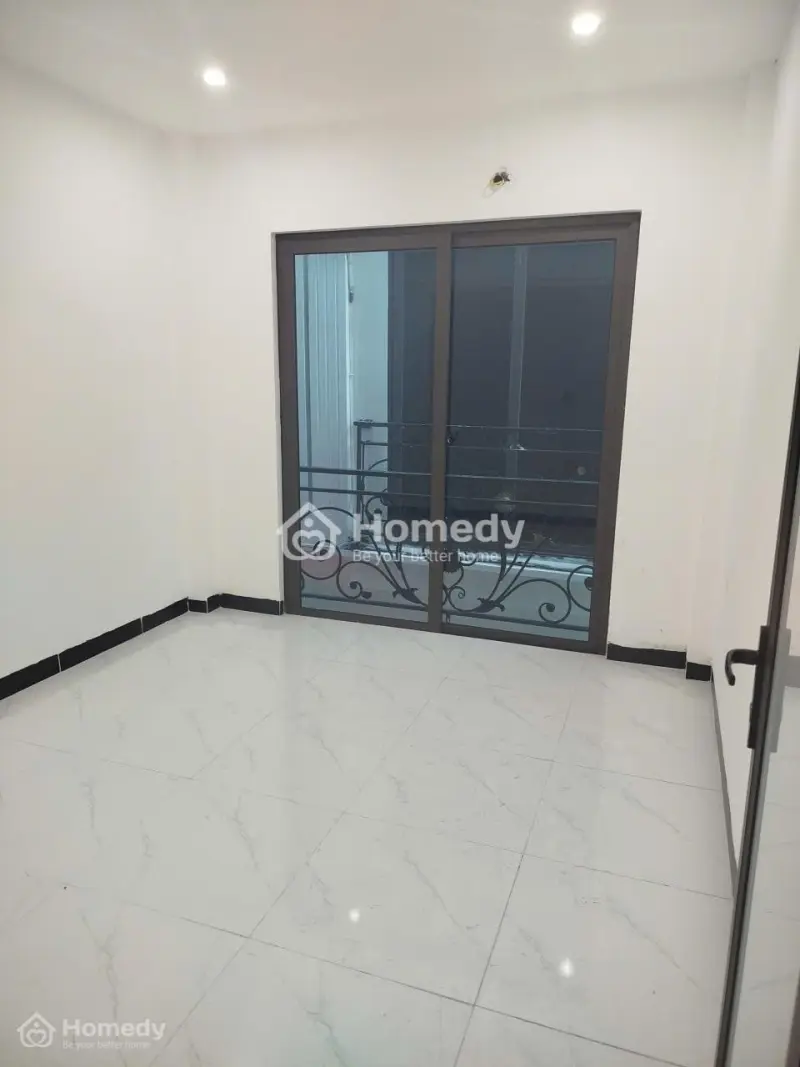 Chính Chủ 4 Tầng 31M2, 3.35 Tỷ , Xe 29 Chỗ Đậu Cửa, Gần Hà Đông