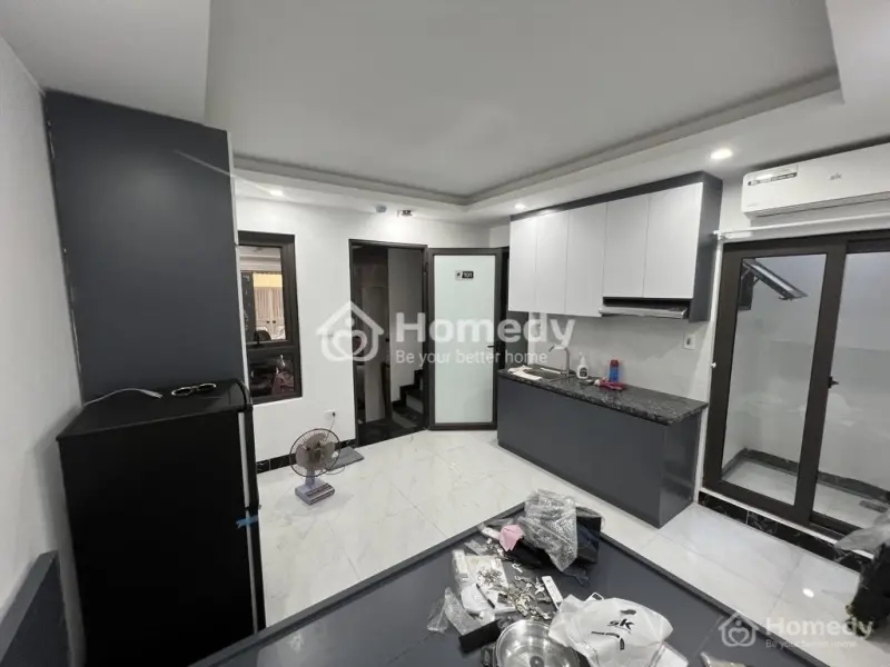 Khâm Thiên 58M , 8 Tầng, Thang Máy, 13 Phòng Khép Kín , Gần Phố,