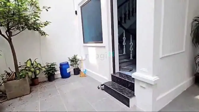 An Dương Vương – Ô Tô – 81 N – 4 Tầng – Mt 7.8 M 0 Giá 15.3 Tỷ.