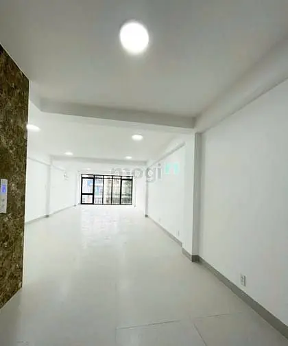 Cho Thuê Tòa Nhà Văn Phòng Có Thang Máy