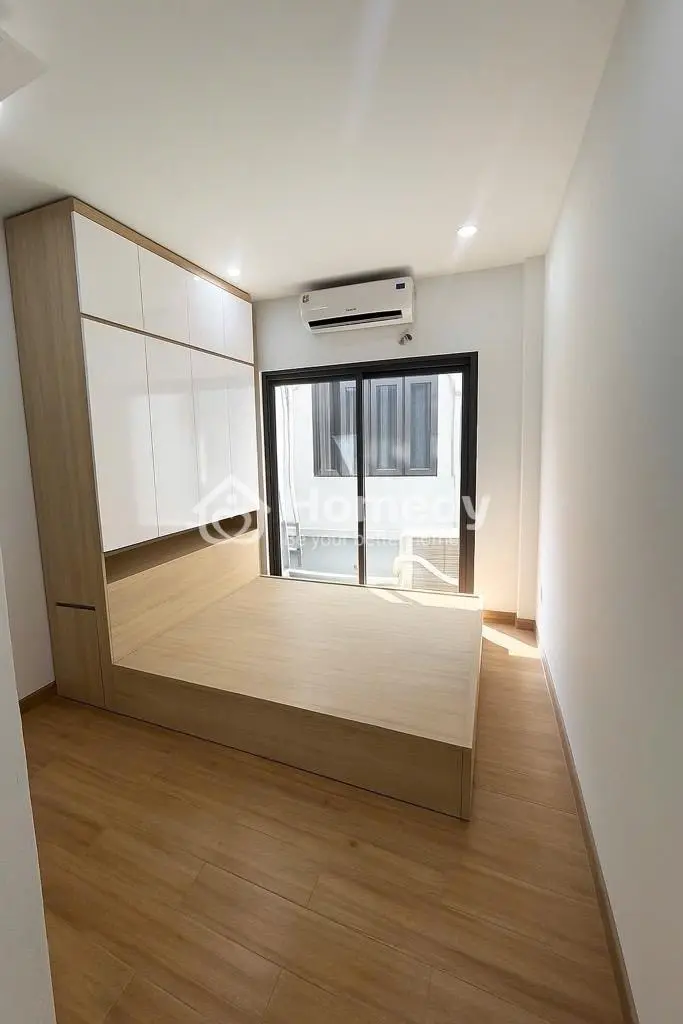 Khâm Thiên ,44/46M , 7 Tầng, Thang Máy, 11 Phòng Khép Kín