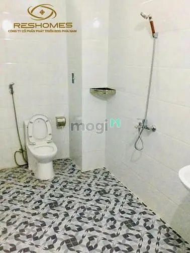 Cho Thuê Nhà Nguyên Căn 1T3L Mặt Tiền Nguyễn Ái Quốc Ngay Công Viên B5