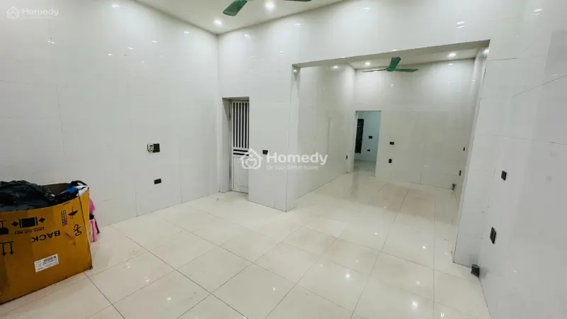 Siêu Hot! Cho Thuê Tầng 1 Lê Trọng Tấn 70M² – Vị Trí Đẹp, Mặt Tiền 6M, Giá 10Tr, Kinh Doanh Cực Tốt