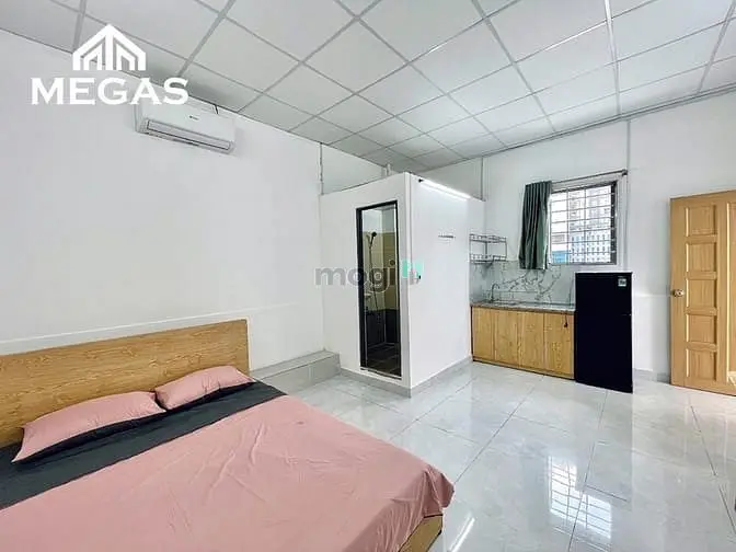 Cho Thuê Căn Hộ 2 Cửa Sổ Thang Máy Ở Lý Thường Kiệt Q10 Gần Đh Y Dược