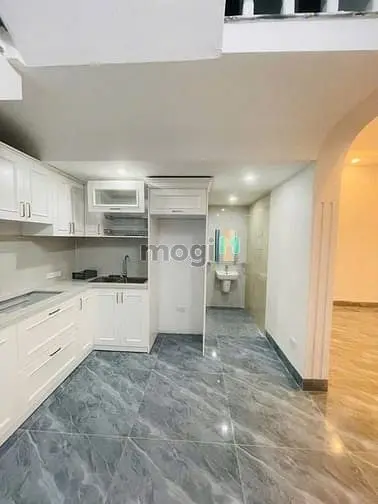 An Dương Vương – Ô Tô – 81 N – 4 Tầng – Mt 7.8 M 0 Giá 15.3 Tỷ.