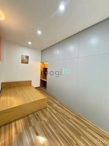 Lý Thánh Tông, 62M2 Ngang 5.2M, 3Pn Full Nội Thất, Xe Hơi Trong Nhà