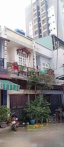 Bán Nhà Quận 9-Sổ Riêng-5 Phút Ra Metro Chỉ Với Giá Siêu Hời -5Tỷ Tl