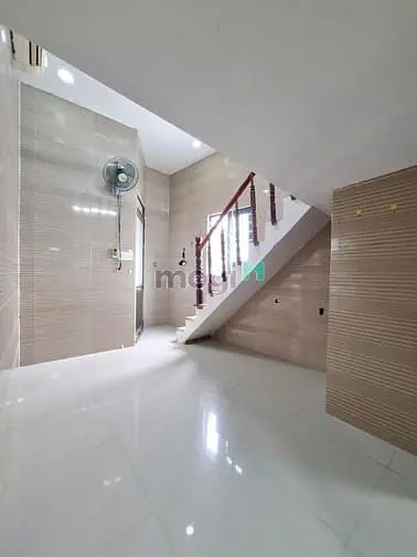 Hxh Lạc Long Quân, 150M2 Nở Hậu, 4 Tầng 17 Phòng,100Tr/Tháng Dòng Tiền