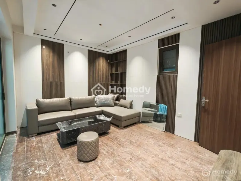 Cổ Linh- Nhà 5 Tầng Mới- Full Nội Thất- 8.9 Tỷ