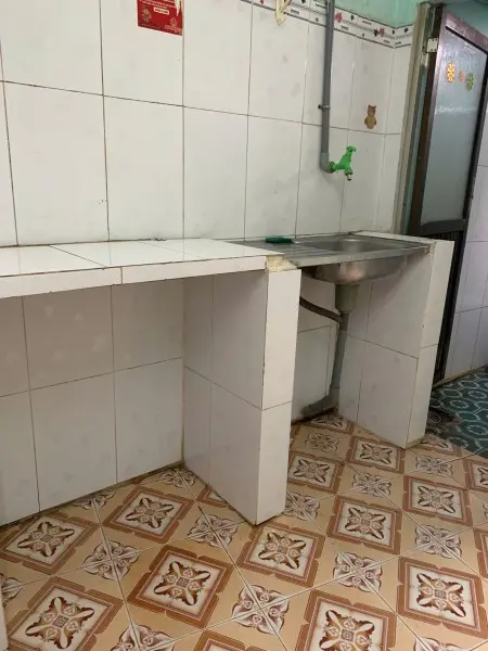 Phòng Trọ Dưới Đất Có Bếp, Vệ Sinh Riêng Gần Chợ Và Trường Học