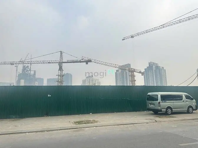 Mặt Phố Nguyễn Hoàng Tôn - Tây Hồ - 81 M2 – Cấp 4 – Giá 19.4 Tỷ.