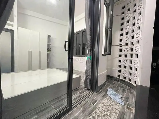 Phòng Cho Thuê Ngay Trần Quang Diệu, Q3 Gần Đường Chính Lê Văn Sỹ