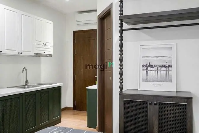 Cho Thuê Chdv Full Nội Thất Lý Tự Trọng Quận 1 Ban Công Sạch Tiện Nghi