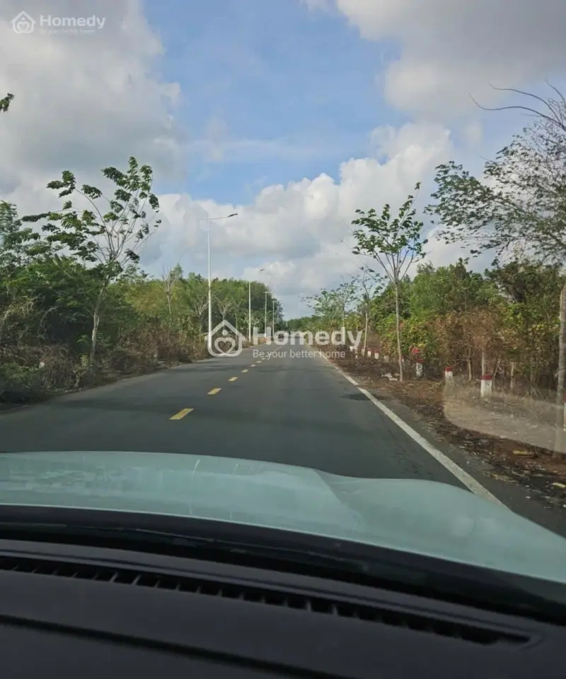 Gần 11.000M2 Đất, 80M Mặt Tiền Lớn, Hông Ôm Suối