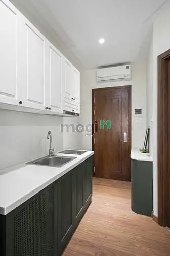 Cho Thuê Chdv Full Nội Thất Lý Tự Trọng Quận 1 Ban Công Sạch Tiện Nghi