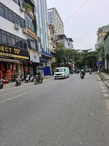 Nhà Đẹp Giữa Trung Tâm Văn Quán – Xem Là Thích Ngay 45M, 11.7 Tỷ