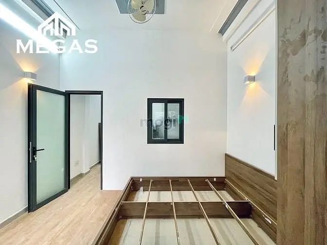 Cho Thuê Studio Giá Rẻ , Ngay Giáp Q10 , Trường Sa - Lý Thường Kiệt .