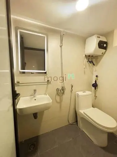 Cho Thuê Duplex Giá Rẻ, Ngay Đường Sân Bay Khu K300 , Sát Sân Bay Tsn