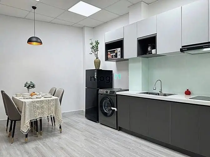 Căn Hộ 1Pn Tách Bếp, Ban Công Gần Bạch Đằng, Khu Sân Bay , Cv Gia Định