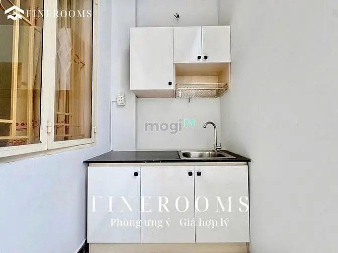 Cho Thuê Studio Giá Rẻ , Ngay Đường C27 ,Khu K300 , Sát Sân Bay Tsn