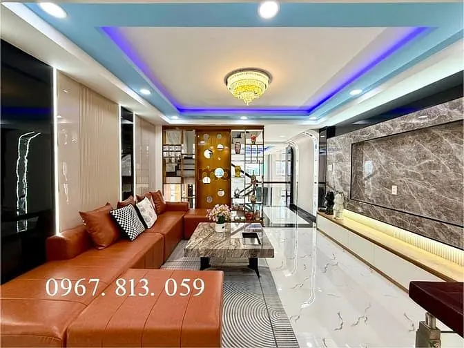 Nhà Ngay Bên Chợ Cầu Đồng, Dt:4.2X15M, Lửng, 2 Lầu, 3Pn, Gara Ô Tô, Pt