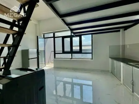 Phòng Mới Xây Ngay 3/2_Ban Công Riêng_Gác Cao_Gần Cầu Vượt 3/2_Lotte Lê Đại Hành