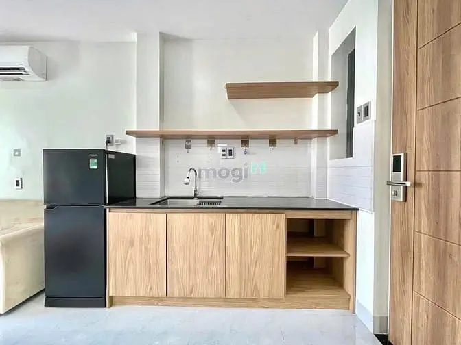 Căn Hộ 1Pn Tách Bếp, Ban Công Gần . Điện Biên Phủ , Ngã 4 Lý Thái Tổ