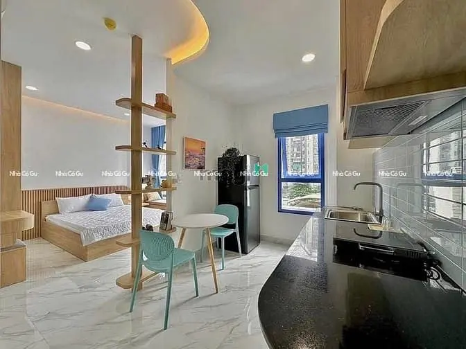 Căn Hộ 1Pn Tách Bếp, Ban Công Gần Khu Sân Bay , Khu Bạch Đằng .