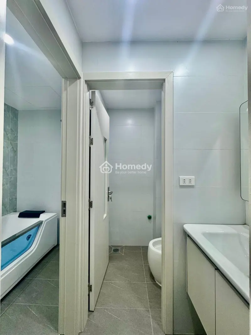 Phân Lô Ngô Gia Tự – Ô Tô Vào Nhà – Thang Máy– Full Nội Thất.