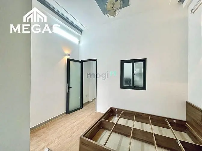 Cho Thuê Studio Giá Rẻ , Ngay Giáp Q10 , Trường Sa - Lý Thường Kiệt .