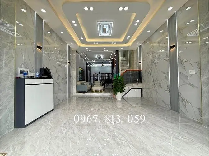 Nhà Bên Ubp Và Trường Học, Dt:5X17M, Trệt, 3Lầu, 4Pn, Gara Ôtô, P/Th