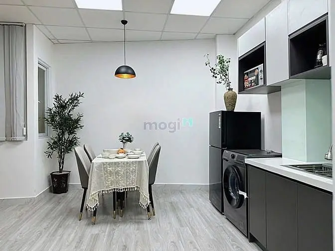 Căn Hộ 1Pn Tách Bếp, Ban Công Gần Bạch Đằng, Khu Sân Bay , Cv Gia Định