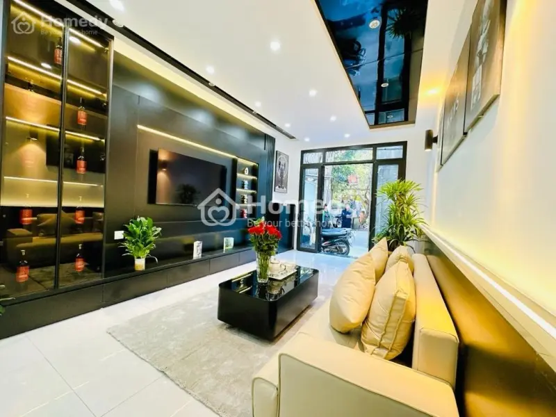 🏡 Hàng Hiếm – Dương Văn Bé – 43M – 5 Tầng – Thang Máy – Lô Góc – Ô Tô Vf3 Đỗ Cửa - 12.5 Tỷ