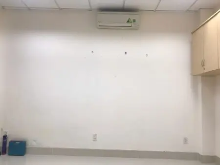 Phòng Lầu 1- 25M2- Bancol Lớn- Hẻm 70 Bùi Đình Tuý- 4,1Tr/Th