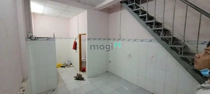 Cho Thuê Xưởng 6X30M Tx33 Có Gác Và Phòng Ở Lại Đường Xe Tải Giá 8Tr