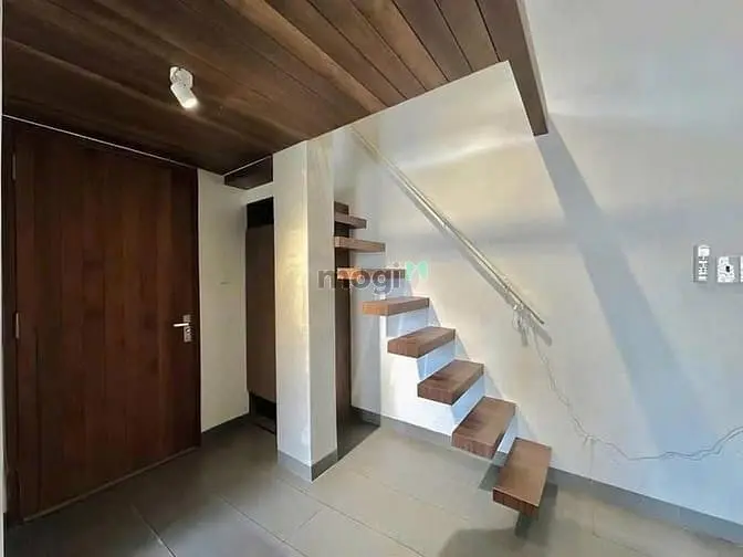 Duplex Ngay Nguyễn Tri Phương , Nguyễn Chí Thanh , Full Nội Thất .