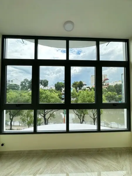 Cho Thuê Mặt Bằng Bờ Kè Hoàng Sa