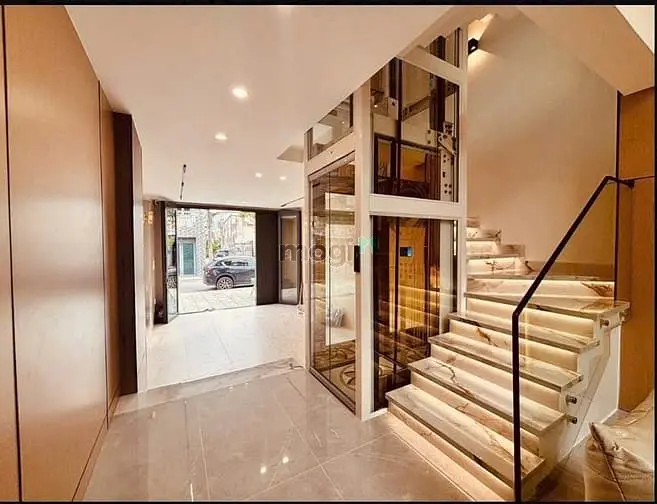 Quận 12, Nhà Bán 5 Tầng Thạnh Lộc 31 Dt 4X13M