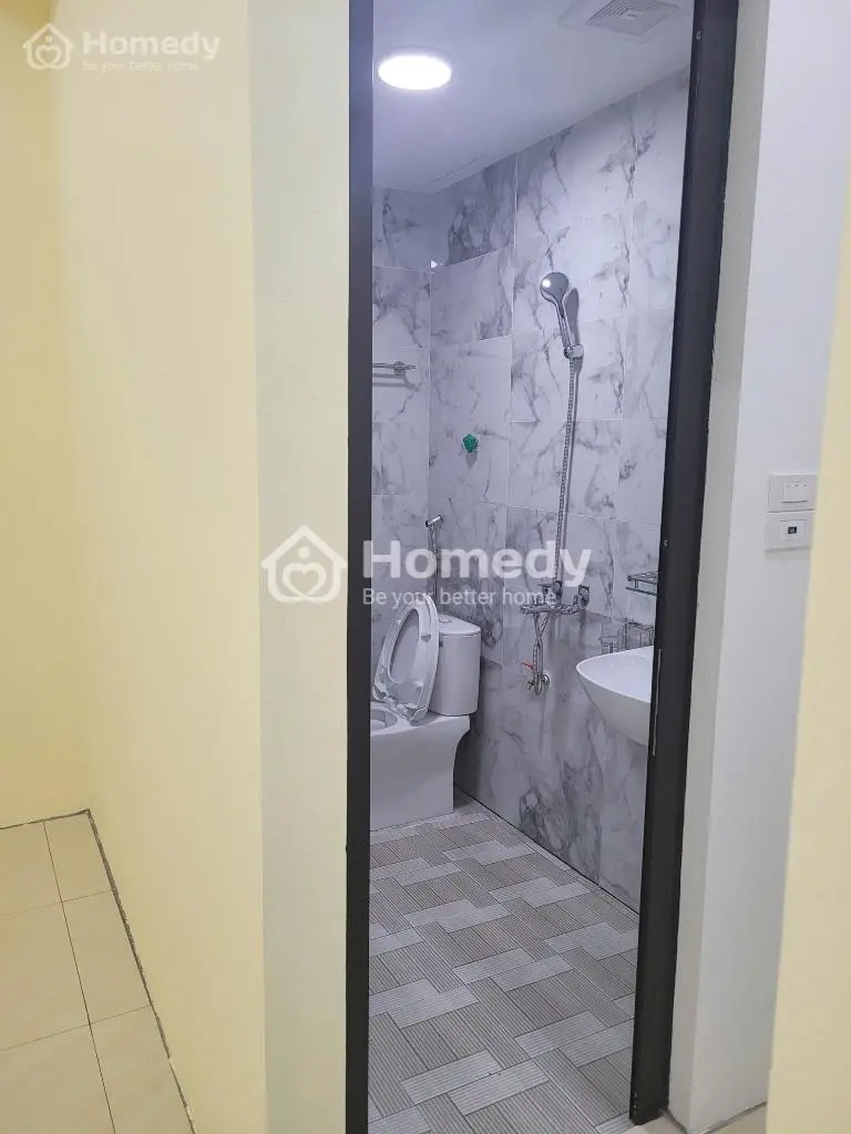 Nhà Khung Bê Tông Chắc Đẹp, Mới Sơn Sửa Lại, Lắp Mới Các Thiết Bị, 03 Ngủ, 2 Vs, 1 Phòng Thờ, 01 Pk