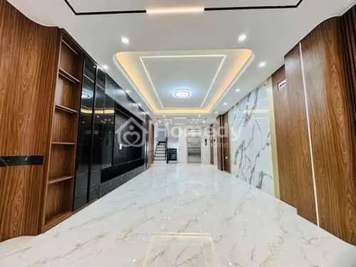 Kim Đồng- 54M² -7 Tầng Thanh Máy- Vỉa Hè- Gara-Ô Tô Tránh 🏆 0947633***