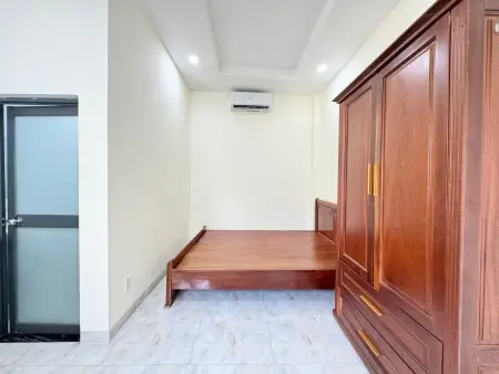 Phòng Mới Xây - Đầy Đủ Tiện Nghi Ngay Chợ Hoàng Hoa Thám, Khu K300