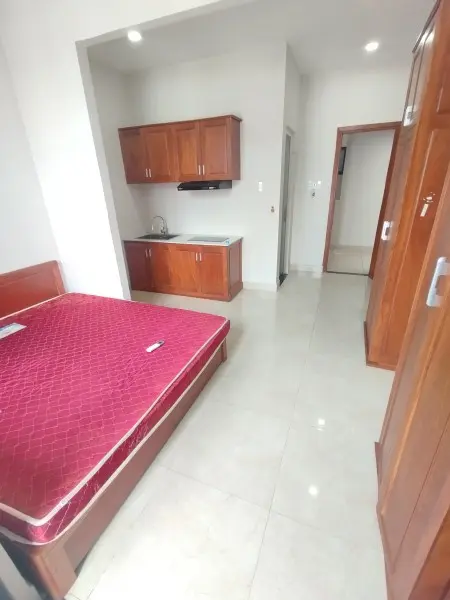 Phòng Ban Công Máy Lạnh. Rộng 30M2 Đường Tám Danh. P4 Q8