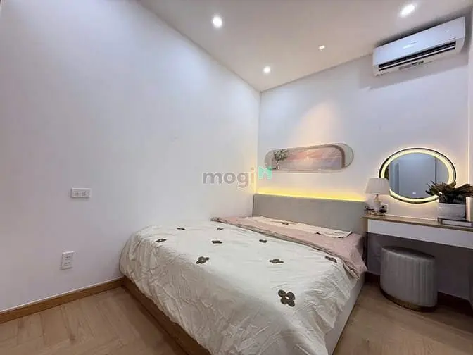 Cho Thuê Gấp Căn Góc Sky Garden 1, Dt 89 M2, 3Pn, Full Nội Thất, Mới