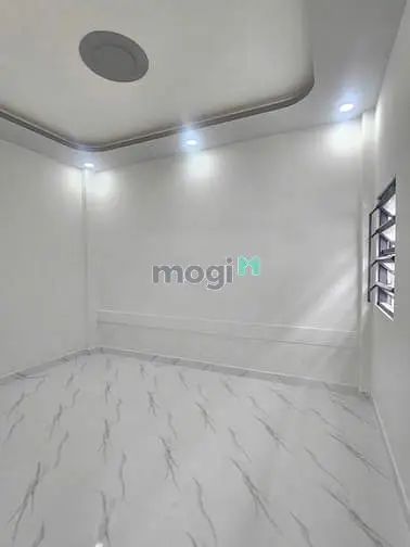 Bán Nhà Ngay Nhà Thờ Tân Hương Sổ Vuông 33M2 Hẽm Trước Nhà 6