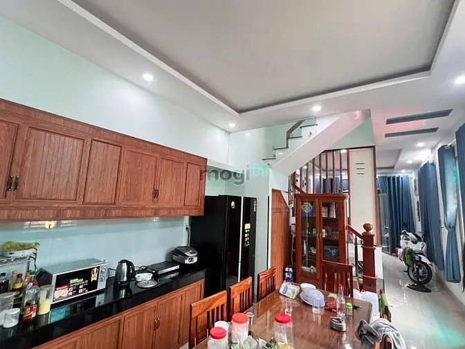 Căn Góc 2 Mặt Tiền Đường Xe Hơi Ra Vào Gần Chợ Tân Hiệp, Biên Hòa !