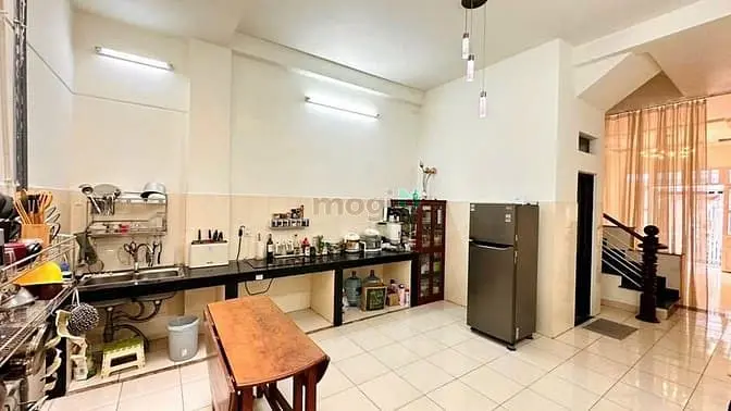 Bán Nhà Phố Đường Trường Chinh, Phường 14, Quận Tân Bình