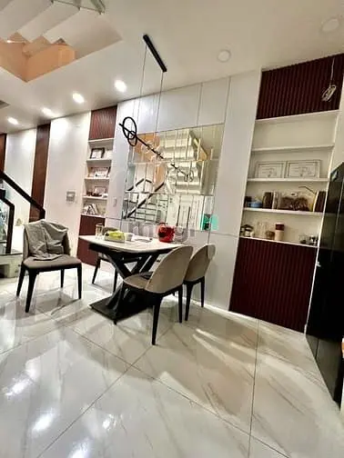 Nhà Đa Công Năng Sử Dụng - Hxh Âu Cơ - 72M2, 5 Tầng, 6Pn, Nhỉnh 8 Tỷ